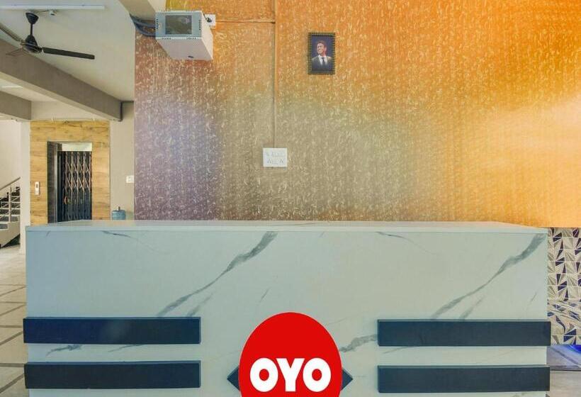 هتل Oyo R.j.international