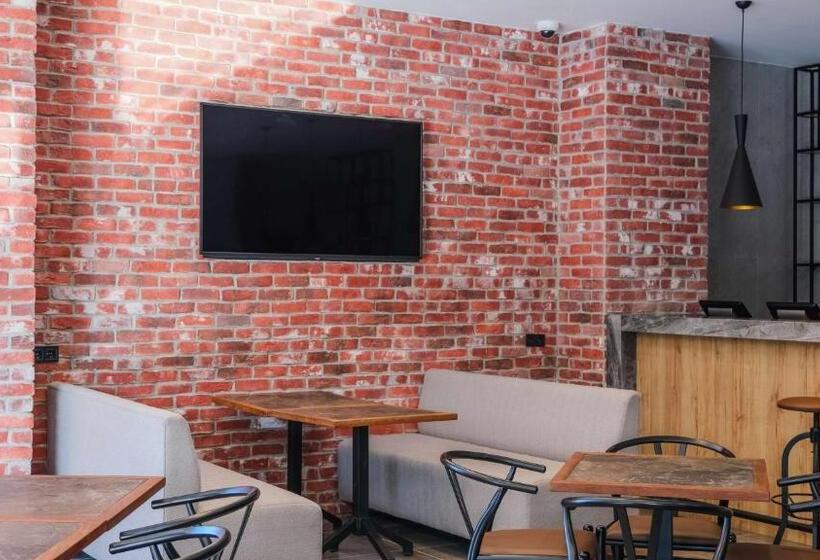 هتل Park Inn By Radisson Yalova City Center