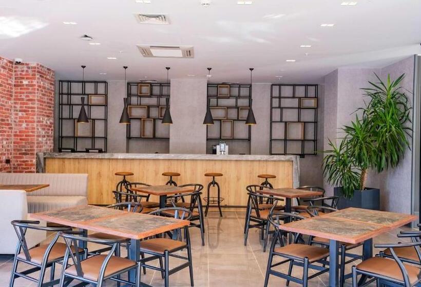 هتل Park Inn By Radisson Yalova City Center