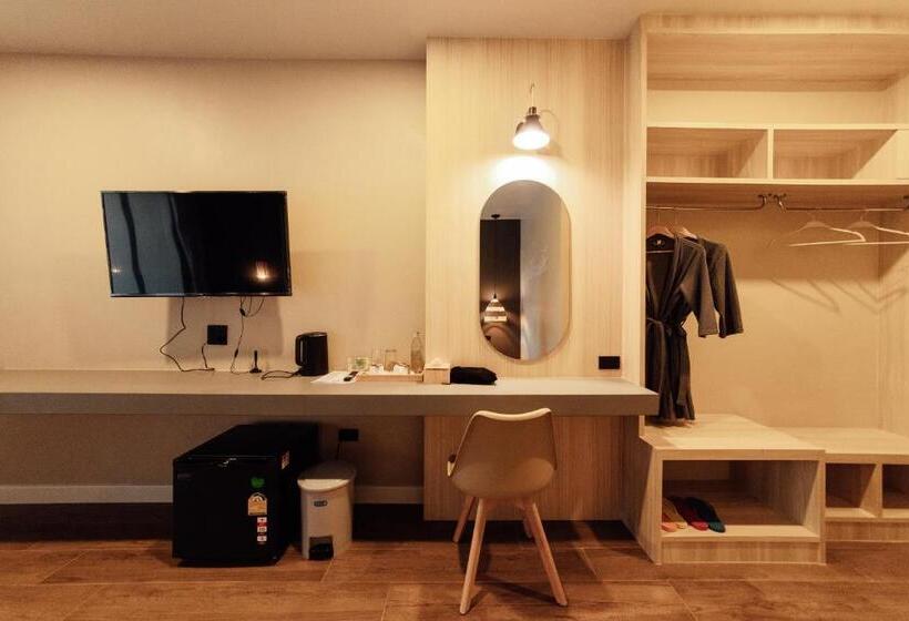 בית מלון כפרי Phu Sakon Ville