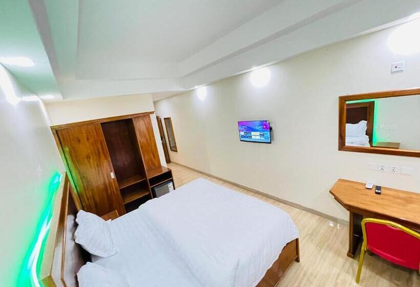 هتل Pulickal Heights