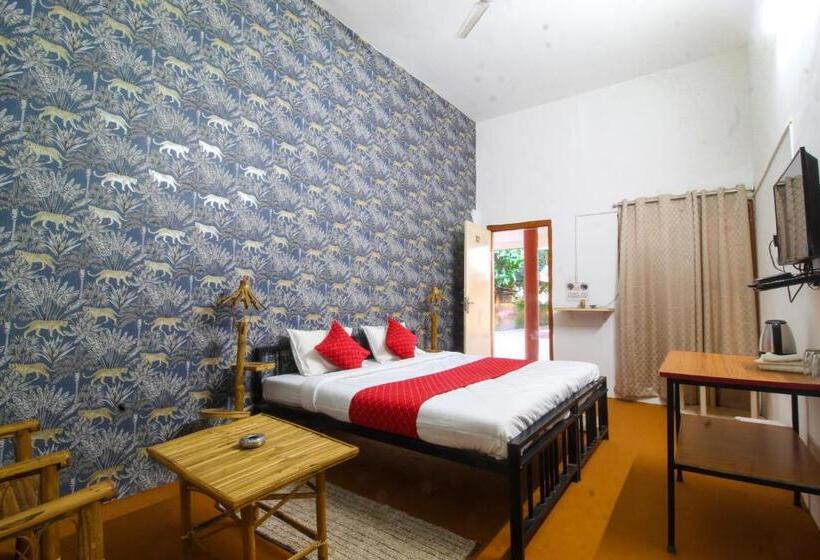 ホテル Saalwood Safari Lodge
