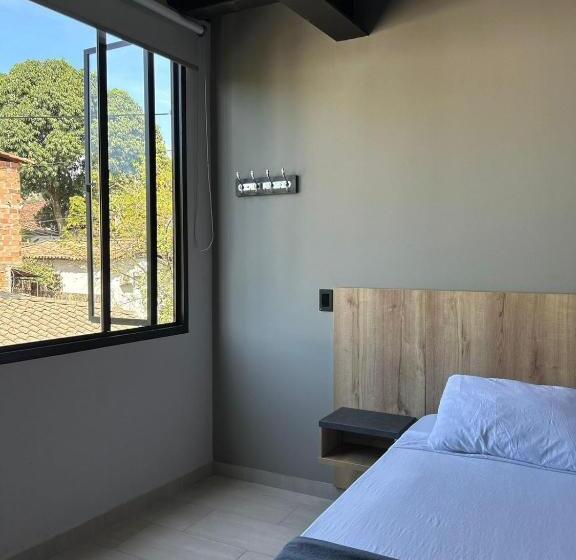 בית מלון כפרי Seven