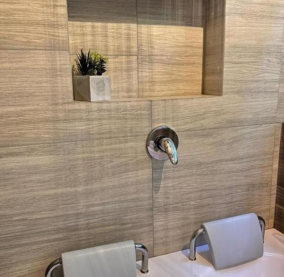 בית מלון כפרי Seven