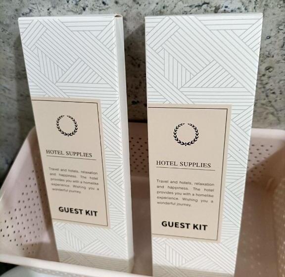 هتل Six Floor Room 624, Ama Tower Residences