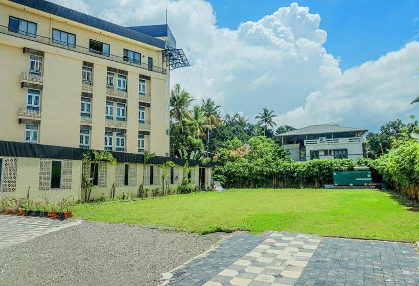 Отель Sukha Retreats