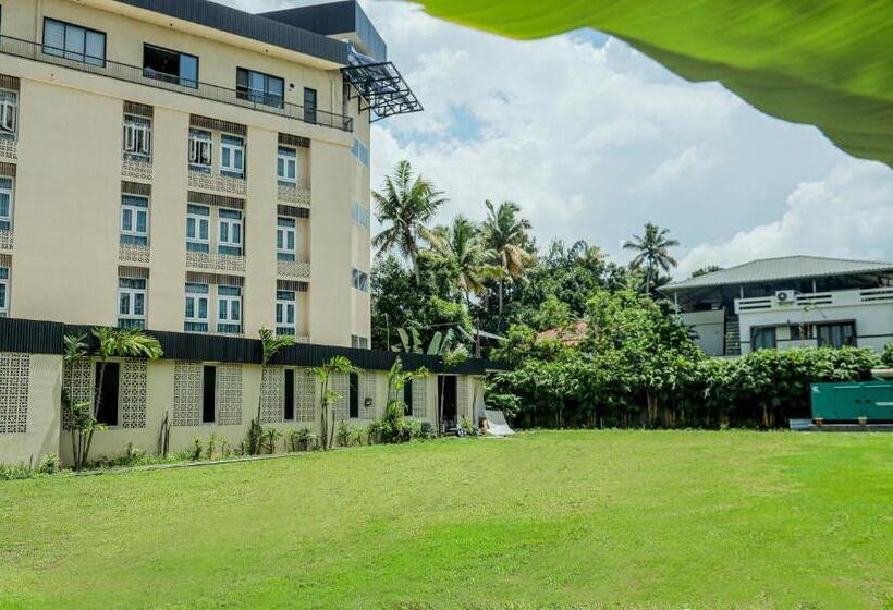 Отель Sukha Retreats