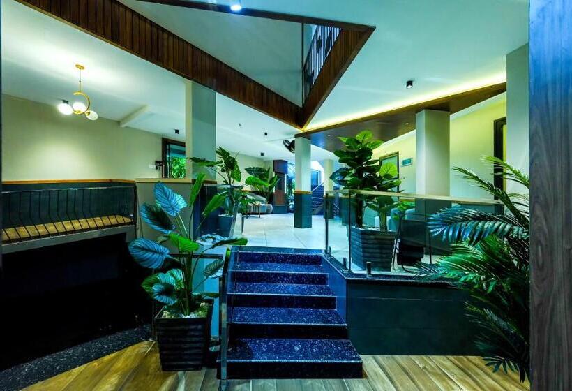 Отель Sukha Retreats