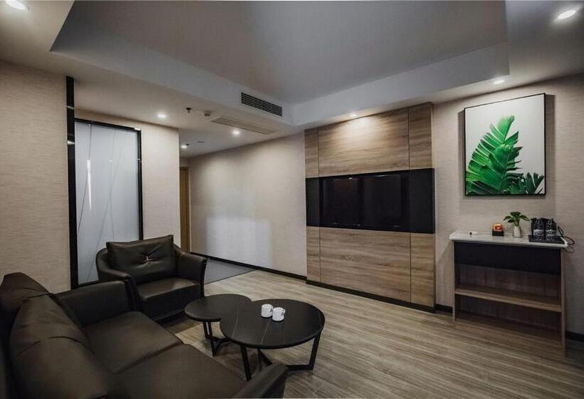 호텔 Thank Inn Plus Weifang Kuiwen District Century Taihua People S Hospital