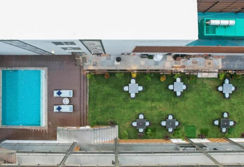 ホテル The Palomar By Crossway