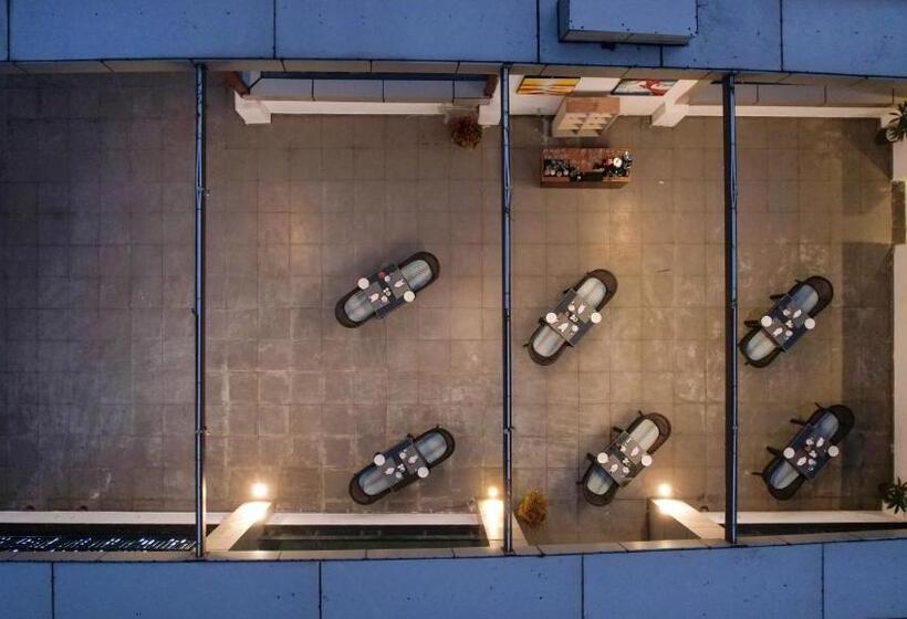 ホテル The Palomar By Crossway