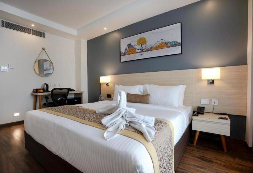 ホテル The Palomar By Crossway