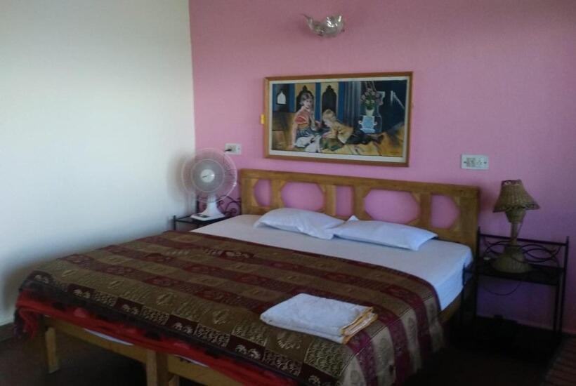 酒店 The Royal Mountain