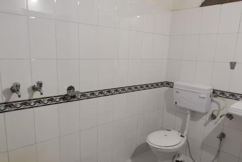 酒店 The Royal Mountain