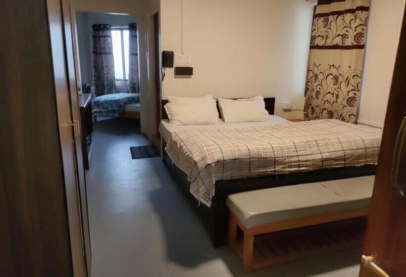 호텔 The Shillongs Hills