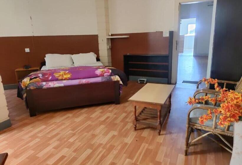 فندق The Shillongs Hills