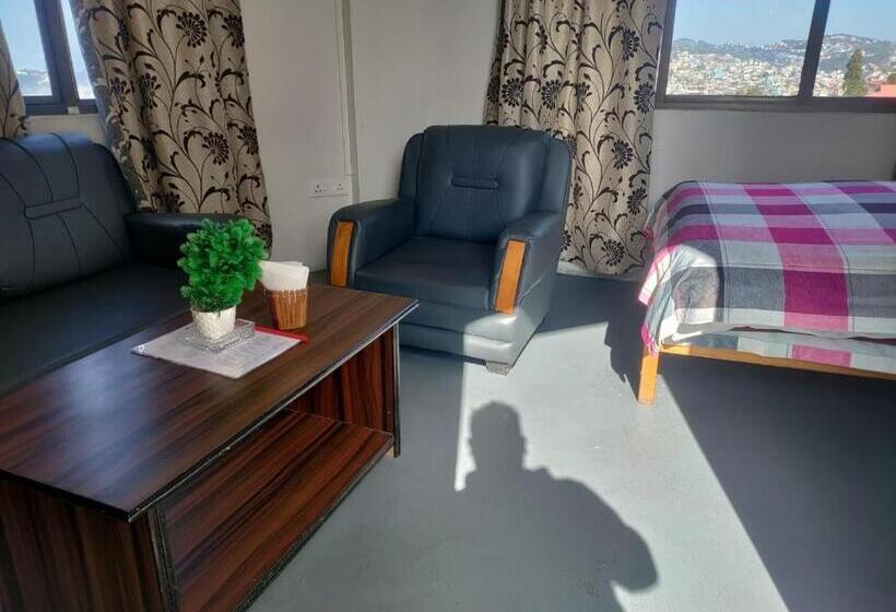 호텔 The Shillongs Hills