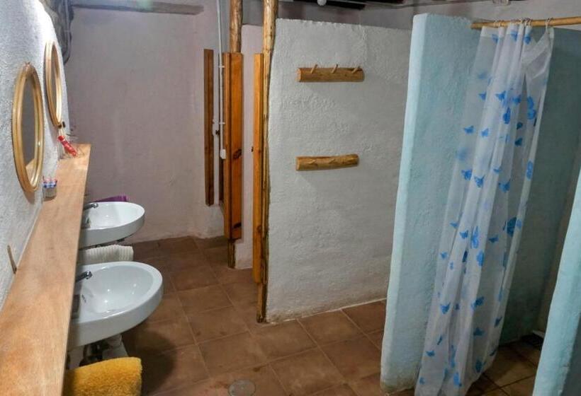 فندق Albergue Del Oso Tierraluz