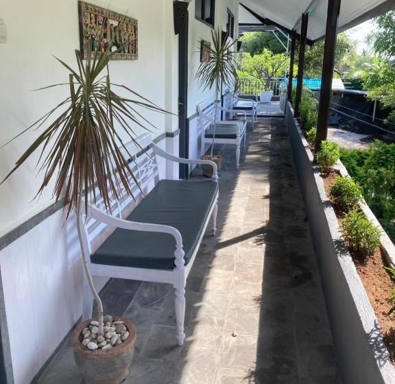 בית מלון כפרי Villa Agung Beach Inn