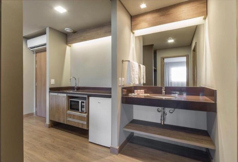 Laghetto Resort Golden Oficial   Particular