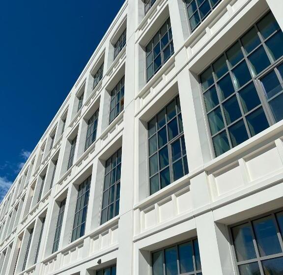 Lively Weiße Dame Gronau