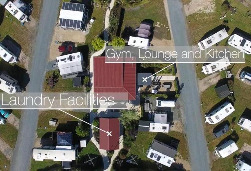 汽车旅馆  Queen Street Holiday Park