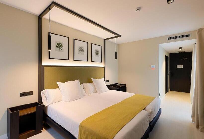 Nuvō Hotel Boutique