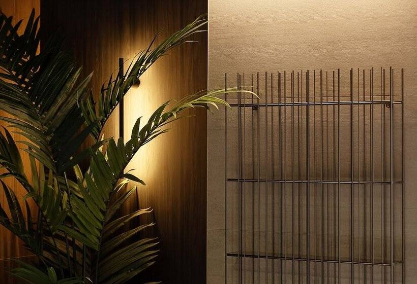 Nuvō Hotel Boutique