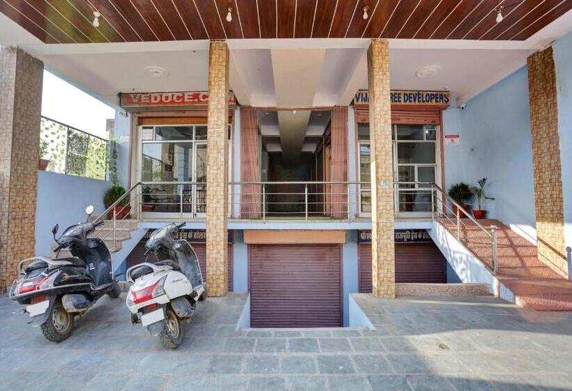 Oyo Flagship Hotel Vijay Shree