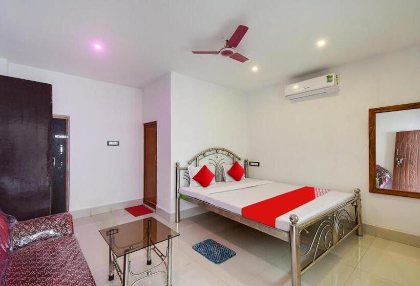 Hotel O Mango Leaf Hotel & Restaurant