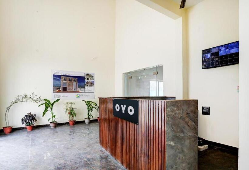 Oyo Hotel Ganga Safari