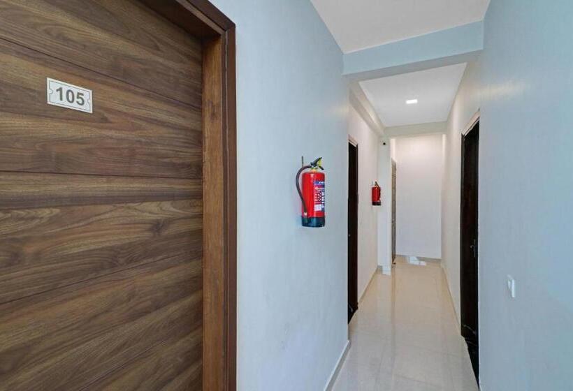 Oyo Hotel Safari Inn