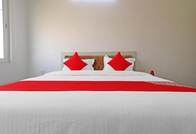Oyo Hotel Safari Inn