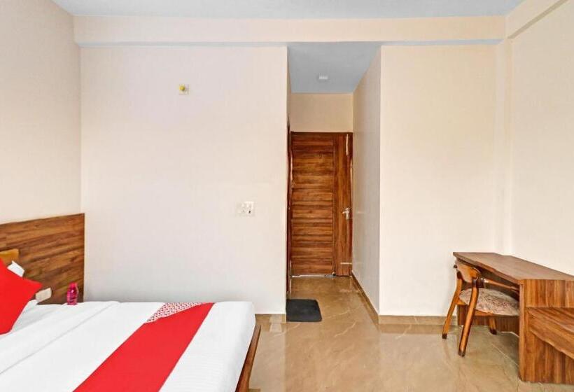 Oyo Hotel Safari Inn