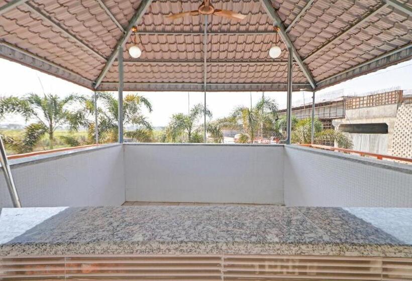 Oyo Hotel Safari Inn