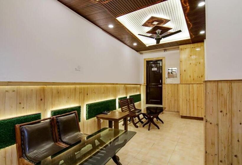 هتل Canadian Cottage Dalhousie