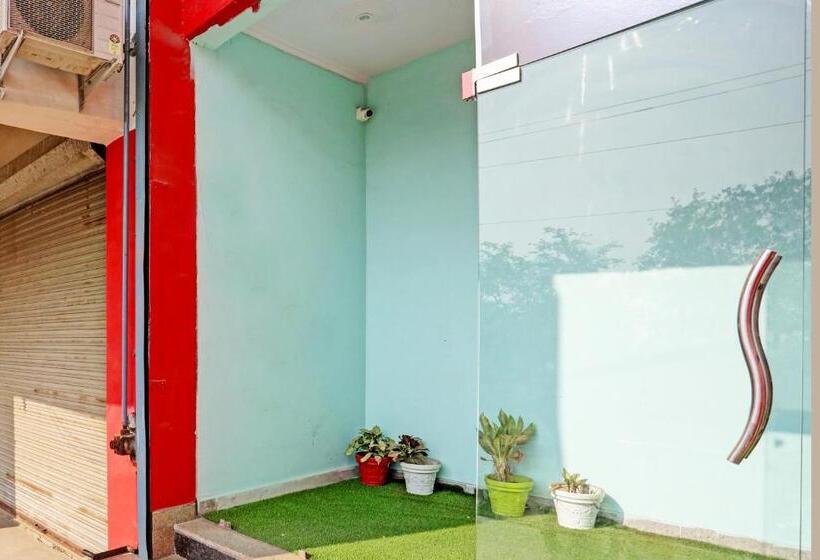 Oyo Hotel The Paradise Inn