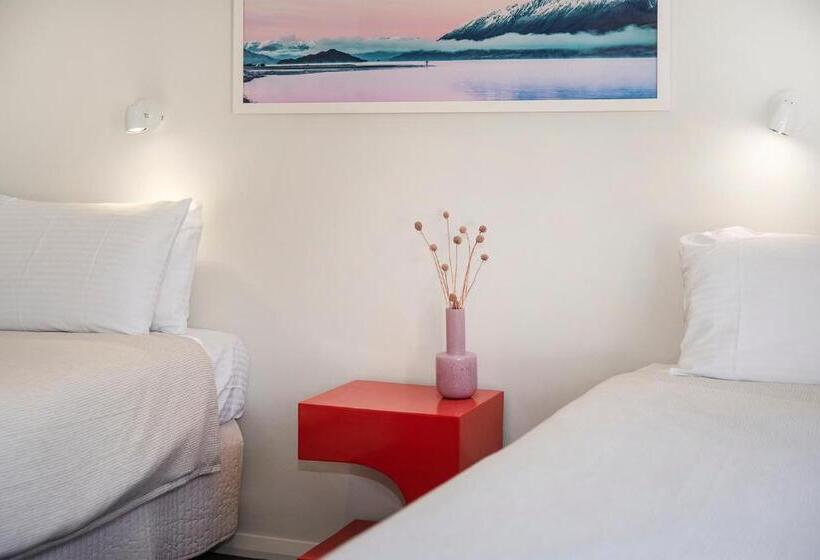 Panorama At Margarets Beach