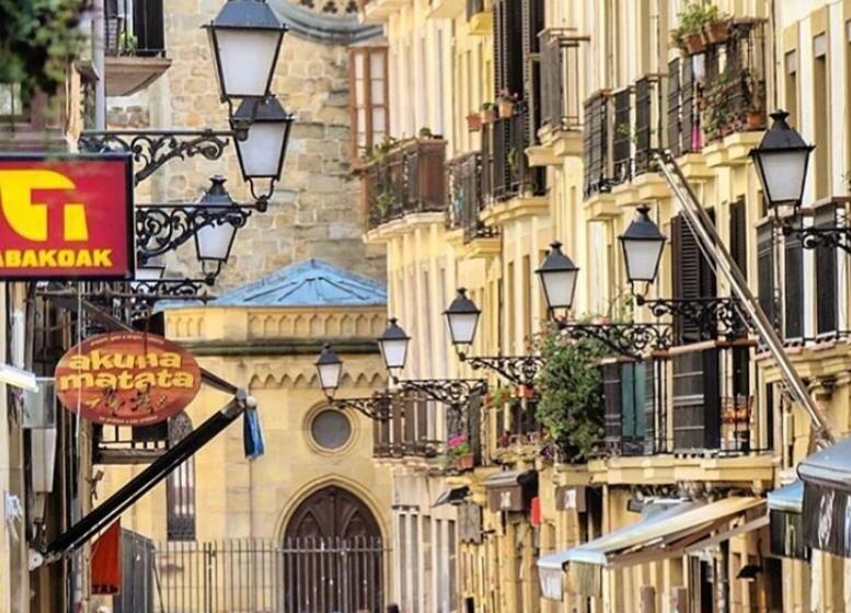 بنسيون 32 De Agostos