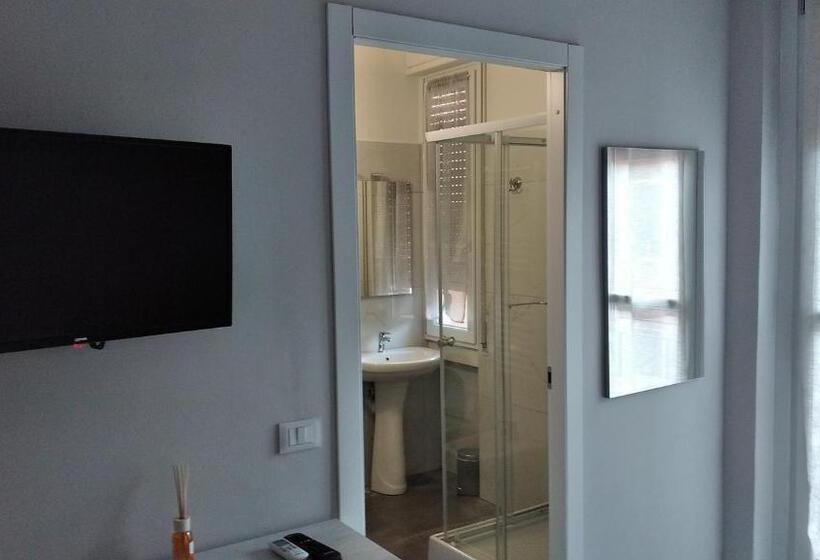 بنسيون Casa Serraticamera Con Bagno Privato Ma Cucina In Comune