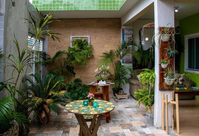 פנסיון Celeiro Café Com Arte