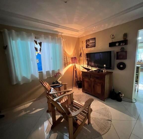 פנסיון Celeiro Café Com Arte