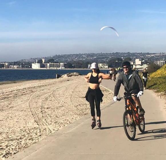 Pension Tropical Oasis On The Water Crown Point