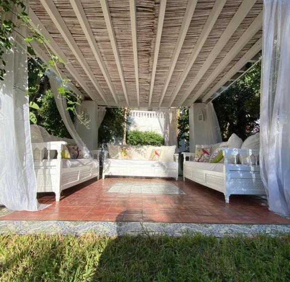 ペンション Dar Chelbia