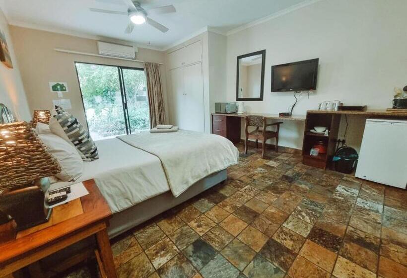 膳宿费 Four Seasons Guesthouse   Hardekool 7