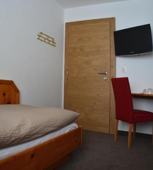 פנסיון Haus Stockibach