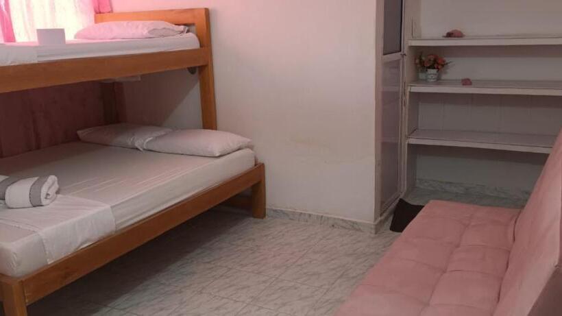 膳宿费 Hostal Girasoles Tolu