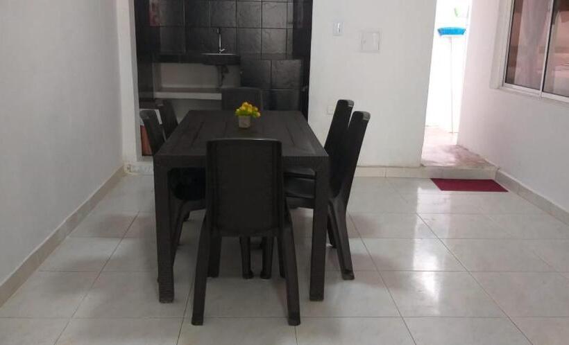 膳宿费 Hostal Girasoles Tolu