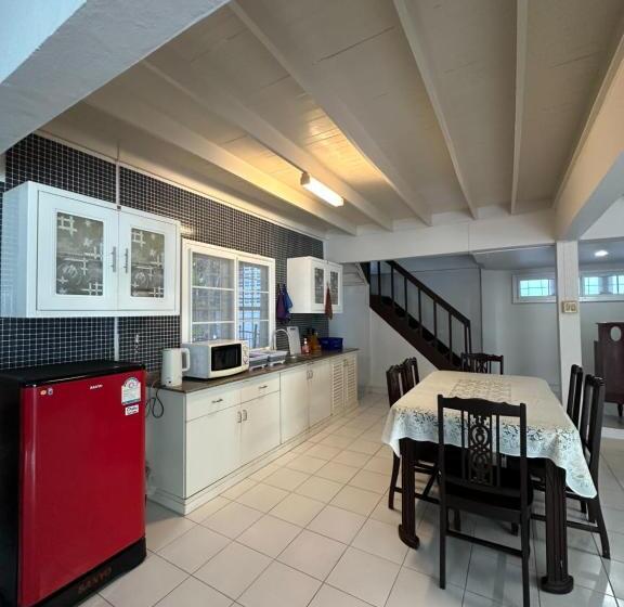 펜션 Journey House Bangsean