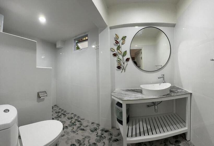 펜션 Journey House Bangsean